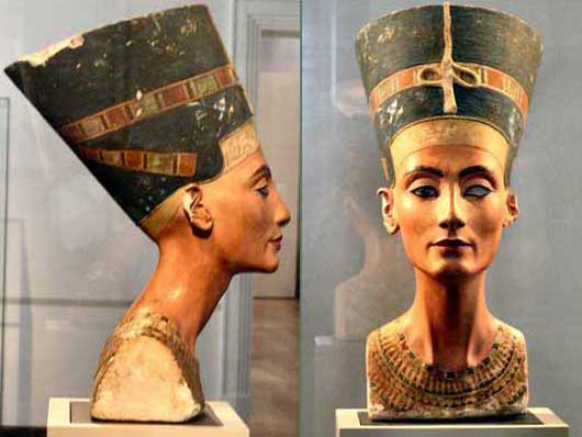 Бюст Нефертити в фас и профиль