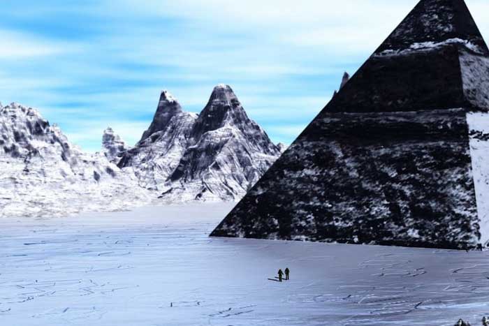 Изображение пирамид в Антарктиде