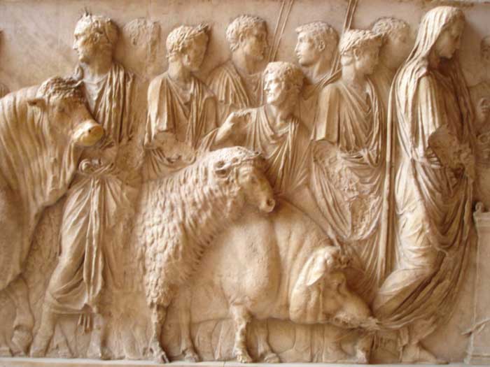 Как проходило жертвоприношение в Древнем Риме