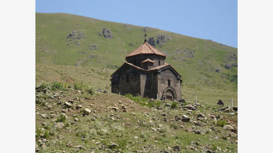 Церковь в горах